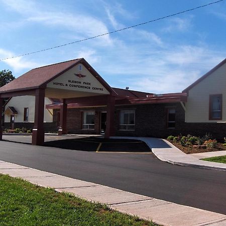 Slemon Park Hotel & Conference Centre Summerside Dış mekan fotoğraf